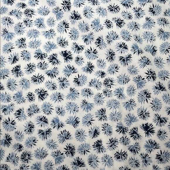 Michael Kors white with blue floral print slim fit s/s sz S - Picture 4 of 6